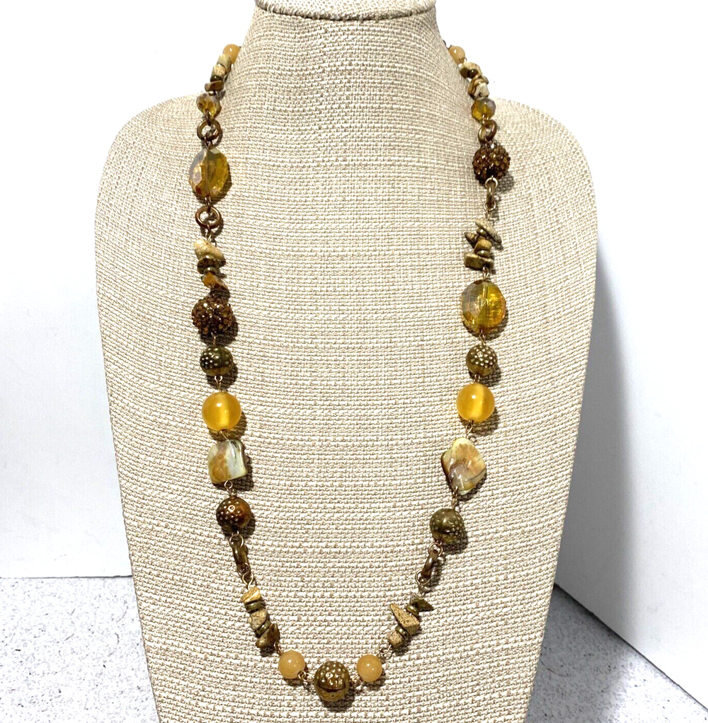 Beaded fashion necklace mod goldtone chain gold rhinestone beads variety stones